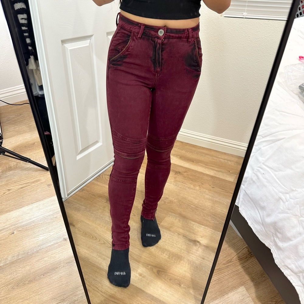 TOPSHOP MAROON JEANS